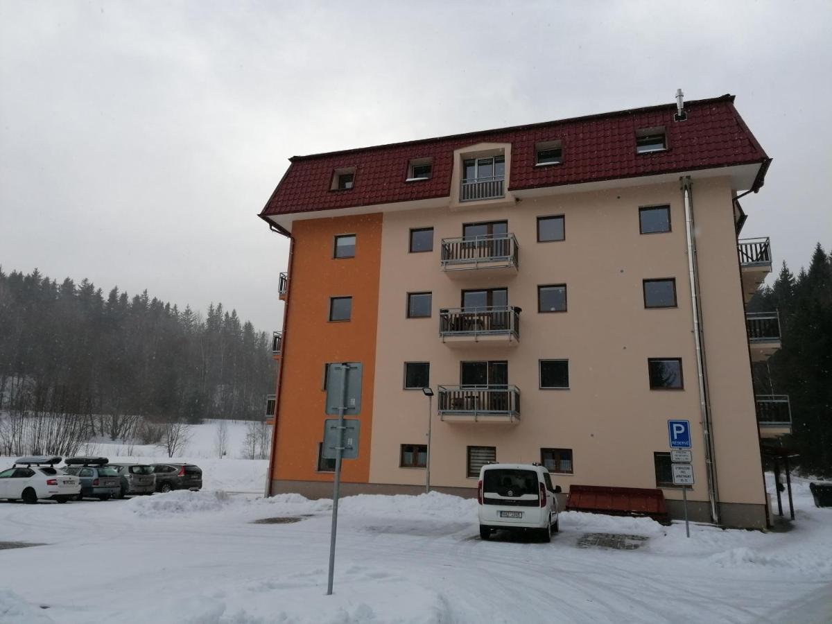 Apartman 68 Horni Lipova Luaran gambar